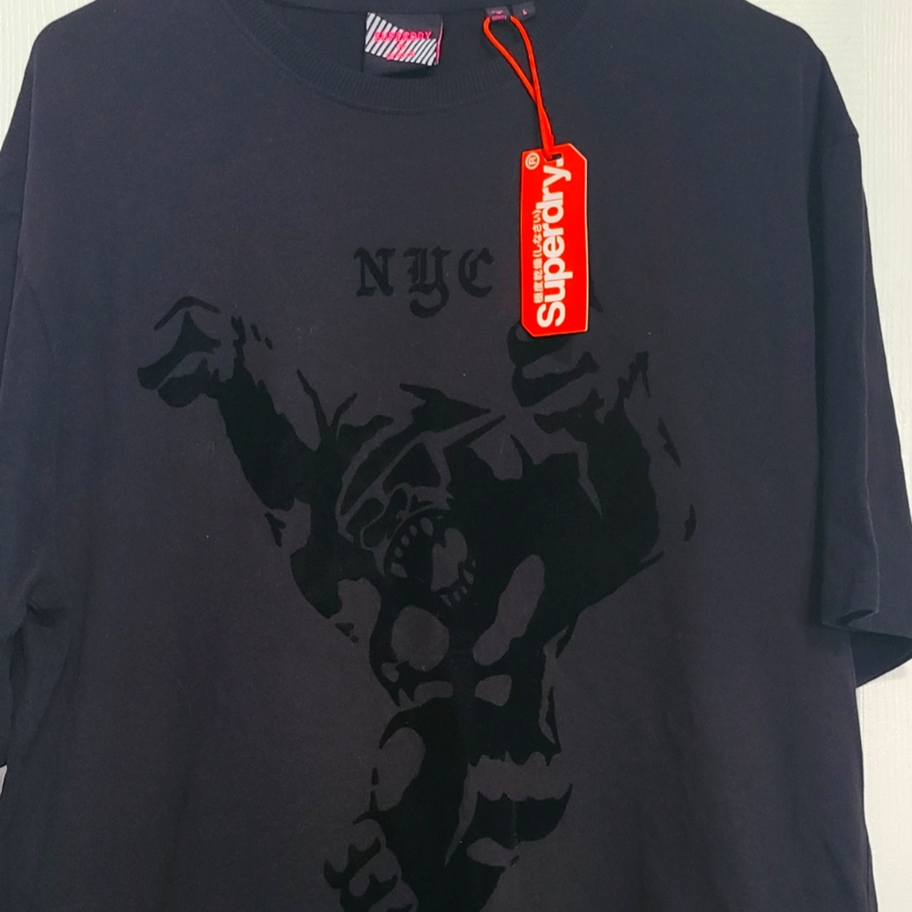 Superdry black t-shirt size L